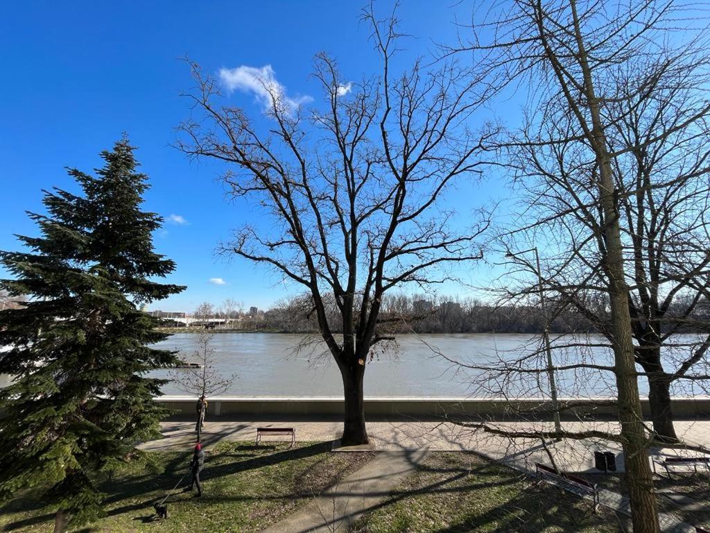 Hip Riverview Bestern Segedin Dış mekan fotoğraf